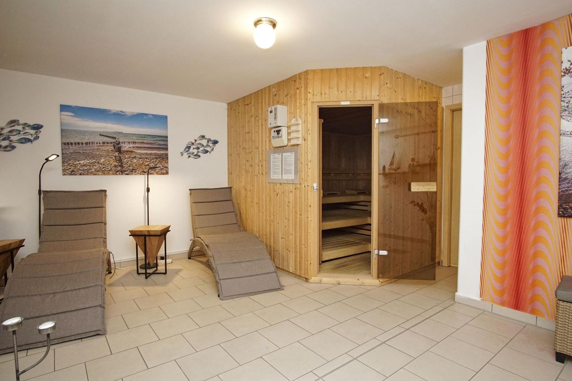Fewo Am Wald Fewo 03 - Balkon, Gartennutzung, Sauna Glowe Luaran gambar