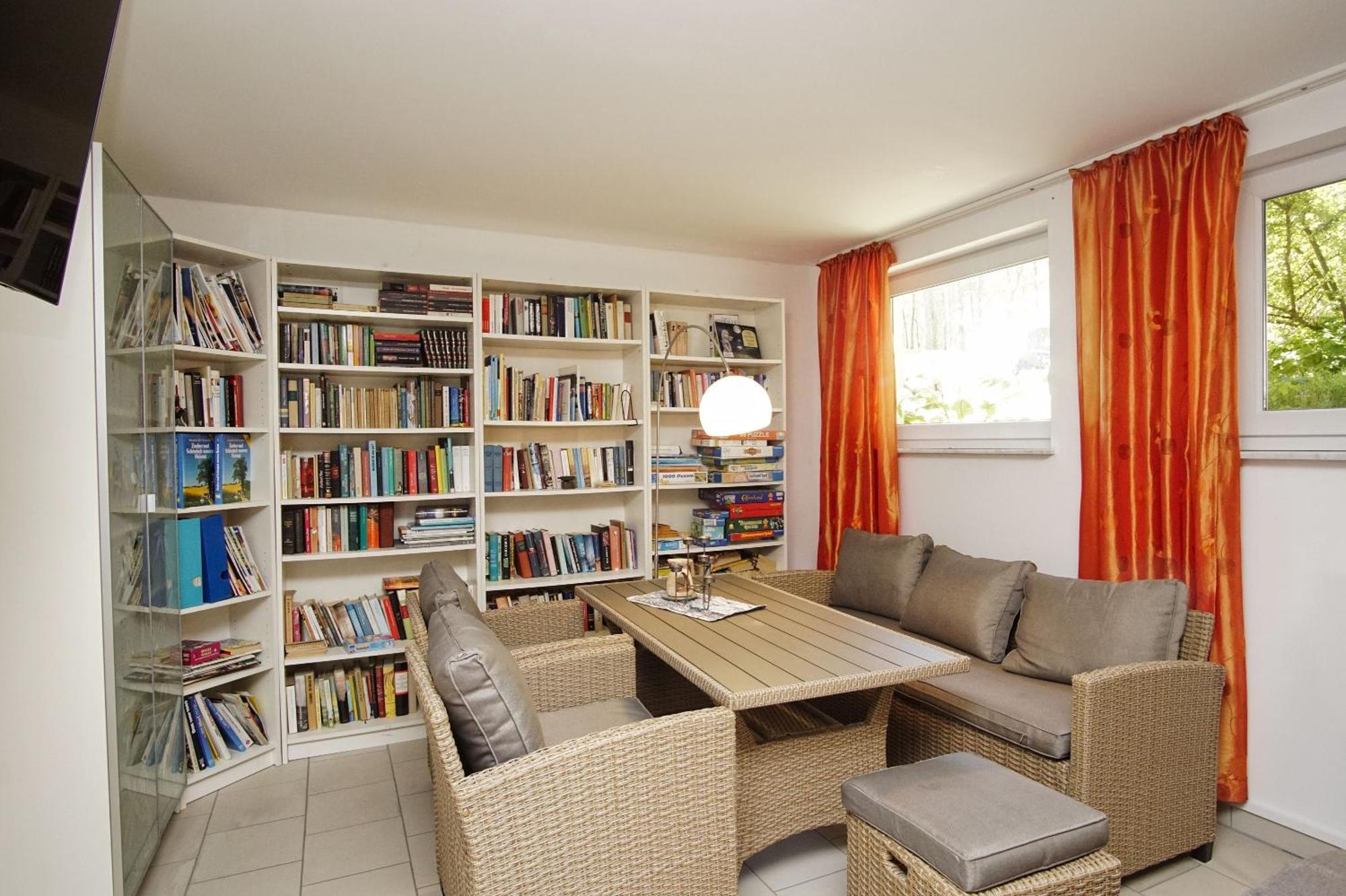 Fewo Am Wald Fewo 03 - Balkon, Gartennutzung, Sauna Glowe Luaran gambar