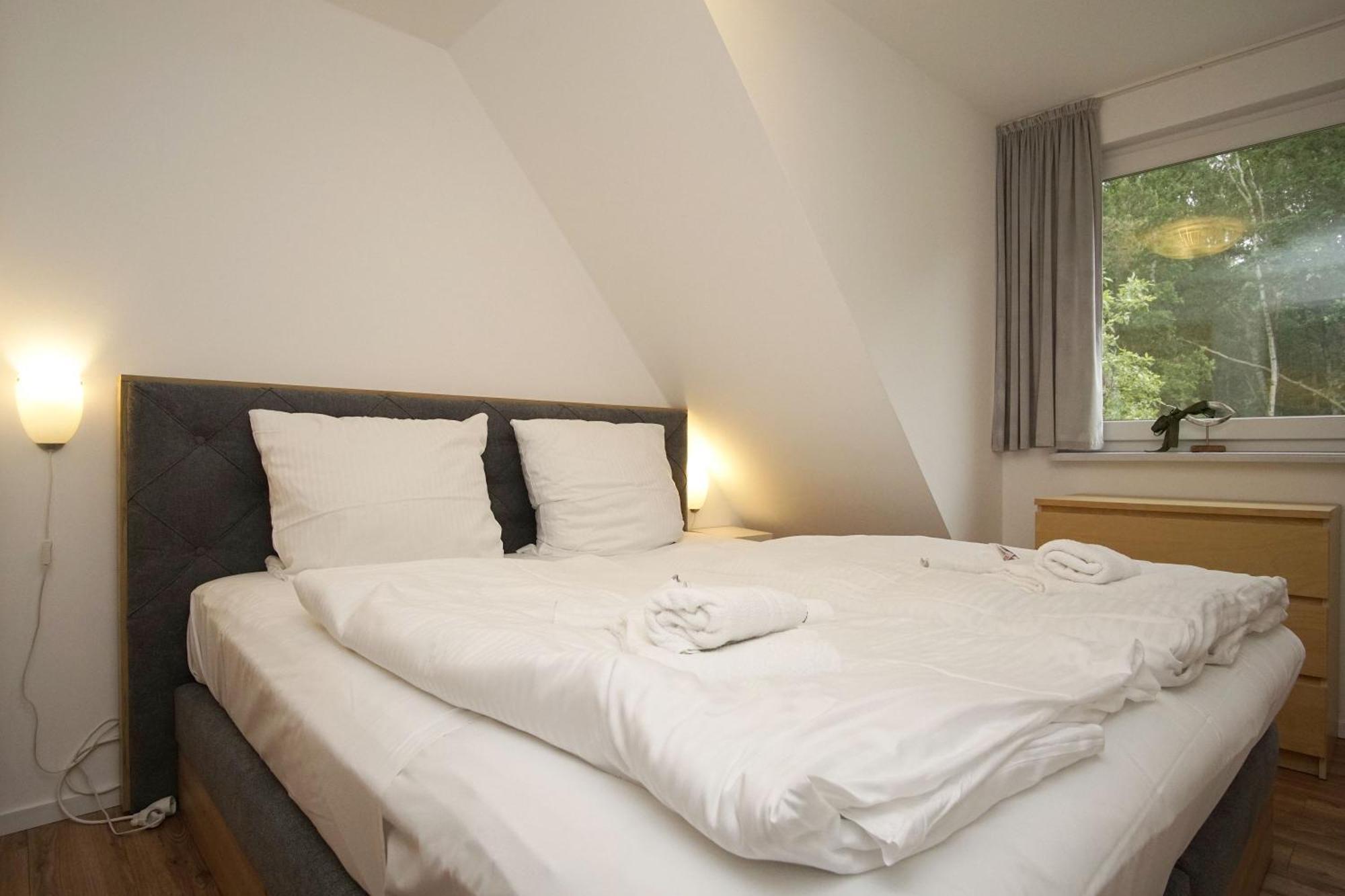 Fewo Am Wald Fewo 03 - Balkon, Gartennutzung, Sauna Glowe Luaran gambar